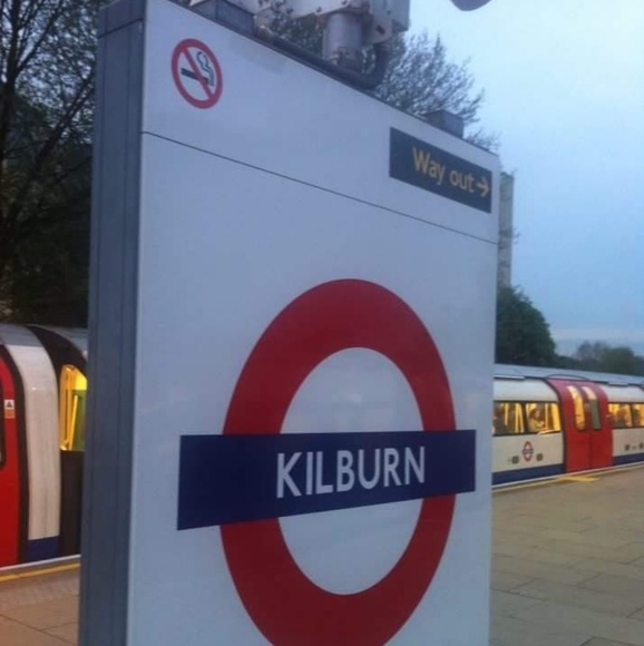 Meet your Posher, Damian - Picture 4 of 5